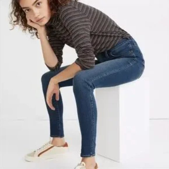 Madewell 10" Roadtripper Jeans in Playford Wash 28 Tall - Picture 3 of 9